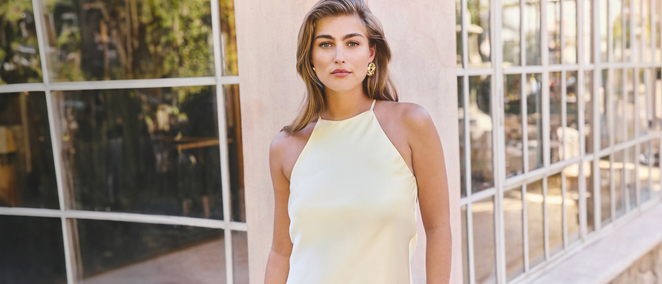 WOMENS EVENT-READY OUTFITS - DT
