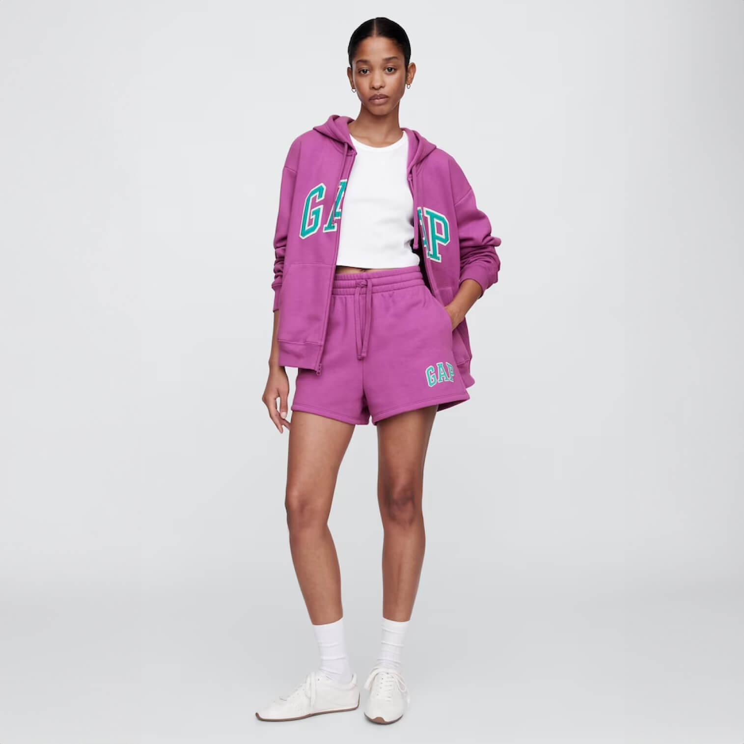GAP_LOGO_SHORTS_SET