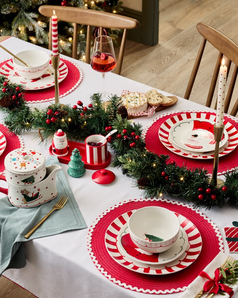 CHRISTMAS AT HOME