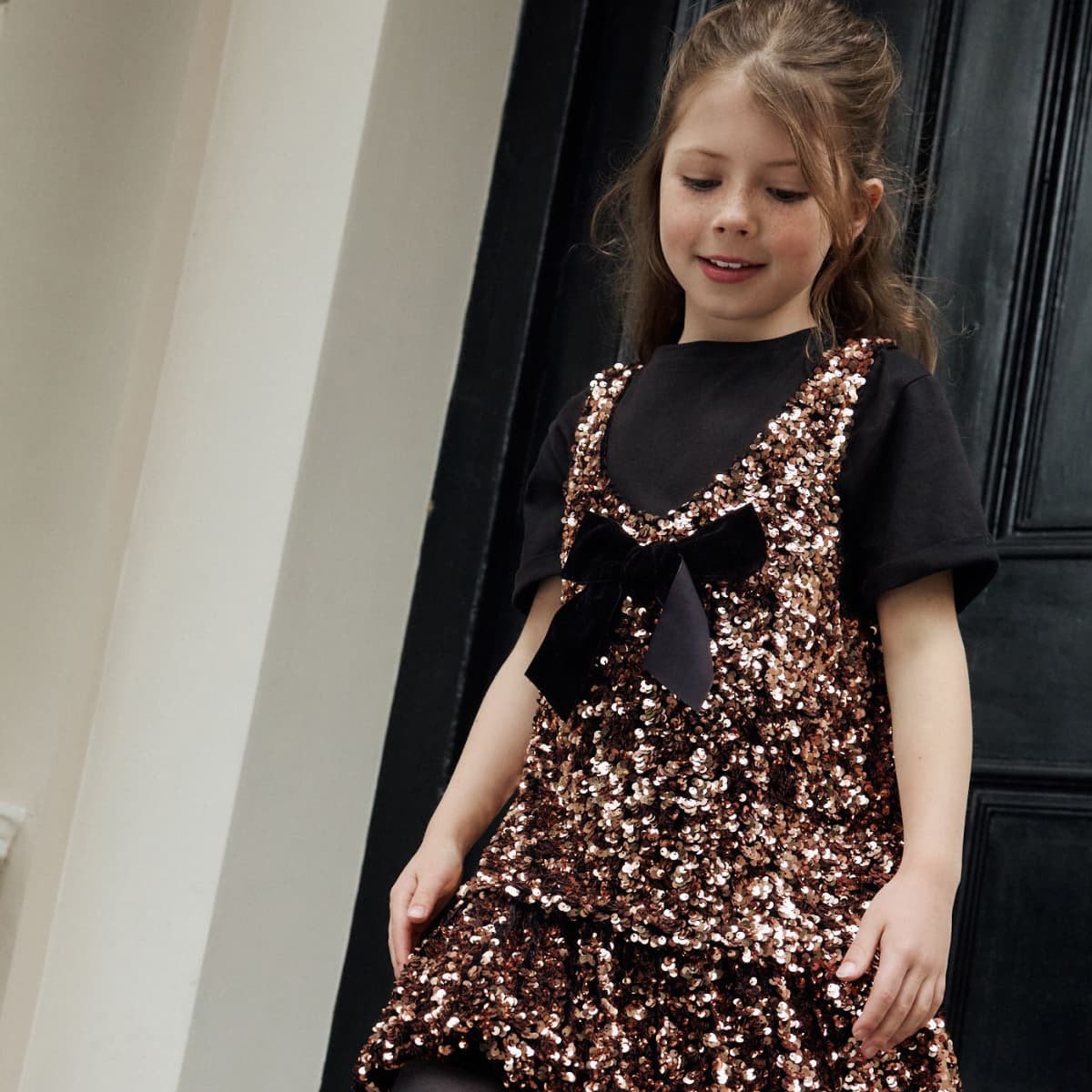 ALL PARTYWEAR