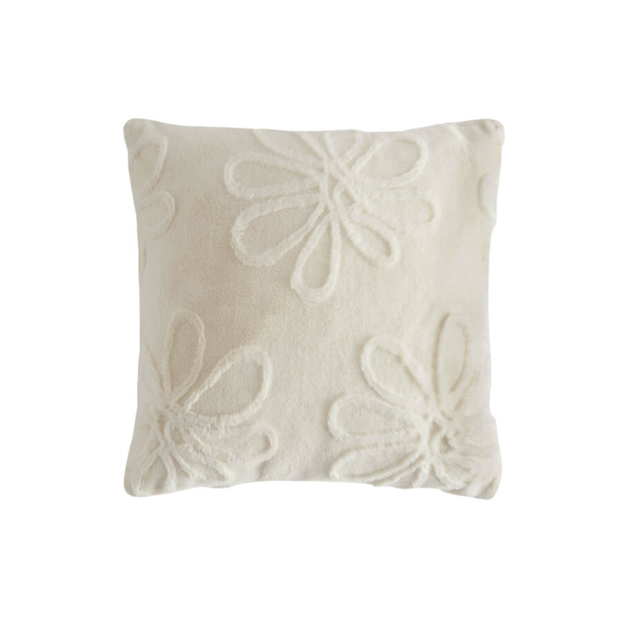 Cushions & Trhows (1)